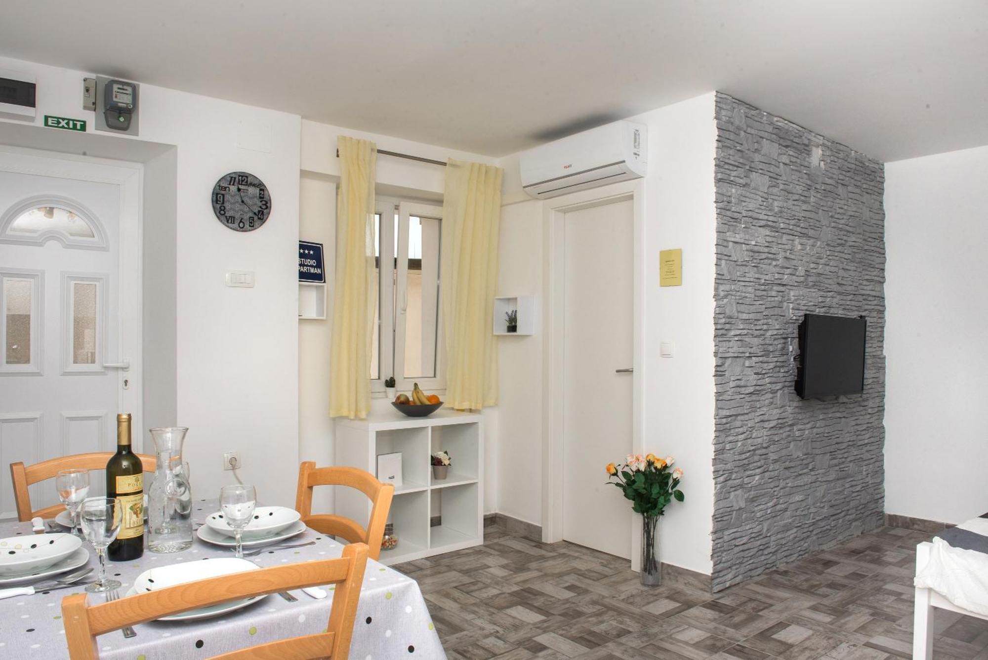 Studio Apartment Bilic Šibenik Extérieur photo